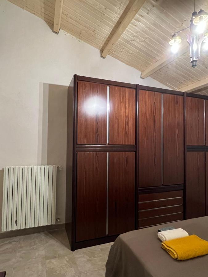 Casa Di Mirto Bed & Breakfast เคียรามอนเตกุลฟิ ภายนอก รูปภาพ